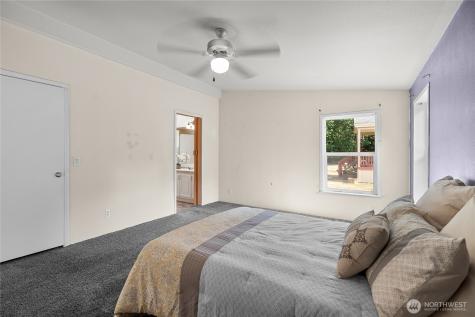 1870 NW Vaa Road Poulsbo WA 98370