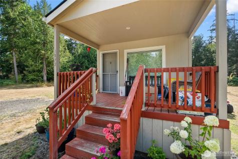 1870 NW Vaa Road Poulsbo WA 98370