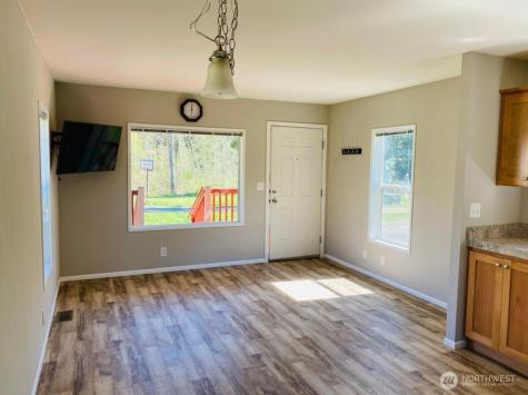 1870 NW Vaa Road Poulsbo WA 98370
