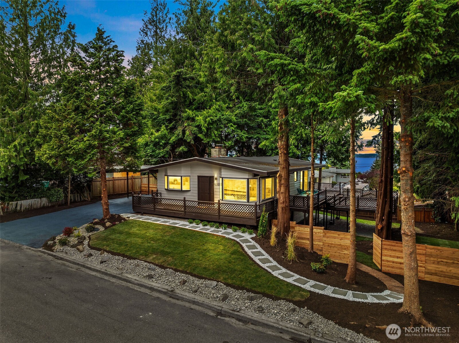 638 SW 299th Place Federal Way WA 98023