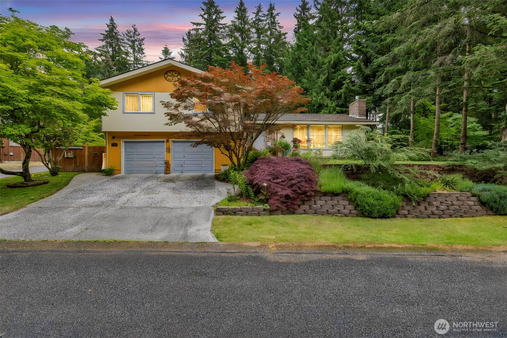 4905 96th Avenue W University Place WA 98467