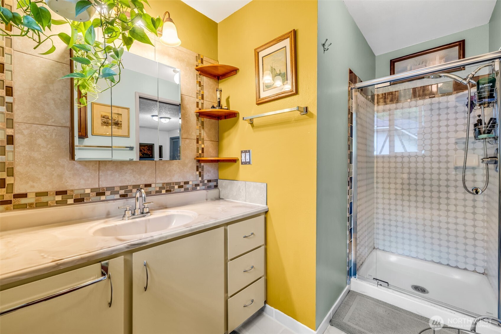 4905 96th Avenue W University Place WA 98467