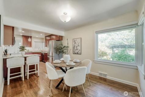 3004 SW Barton Street Seattle WA 98126