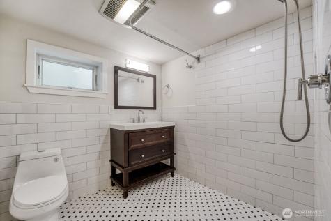 3004 SW Barton Street Seattle WA 98126