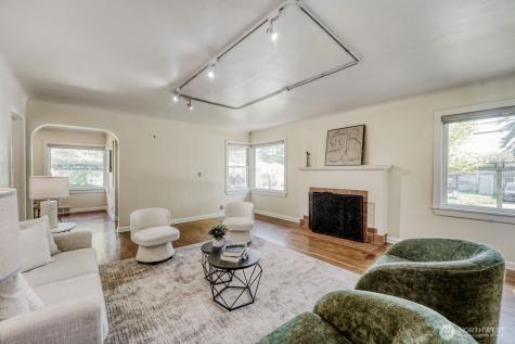 3004 SW Barton Street Seattle WA 98126