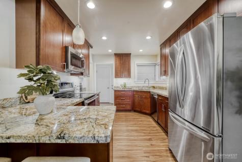3004 SW Barton Street Seattle WA 98126