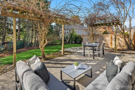 8537 NE 128th Street Kirkland WA 98034