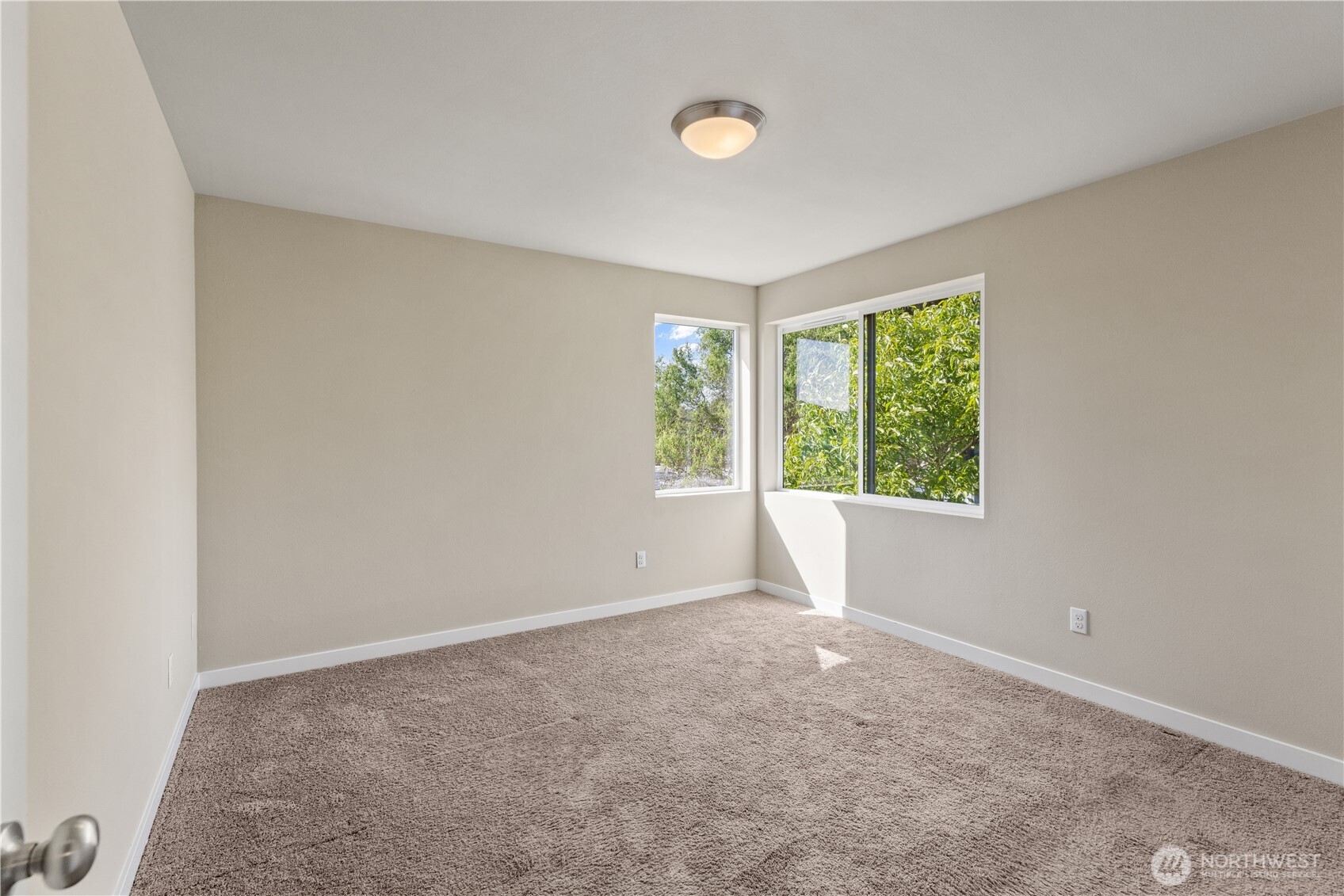 16611 48th Avenue W Edmonds WA 98026