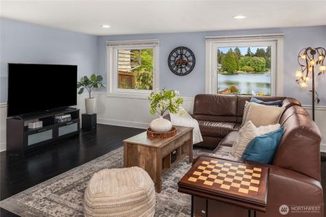 31204 8th Avenue SW Federal Way WA 98023