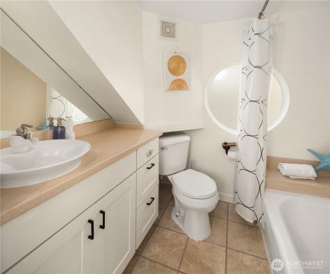 31204 8th Avenue SW Federal Way WA 98023