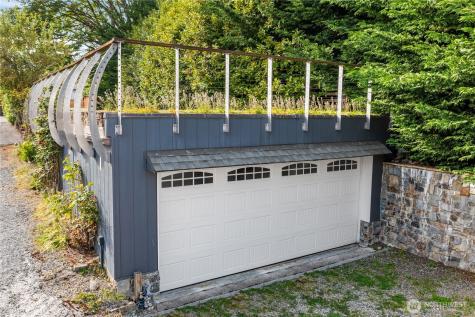 31204 8th Avenue SW Federal Way WA 98023