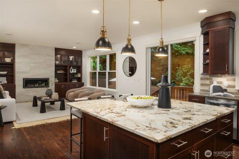 323 6th Avenue S Kirkland WA 98033