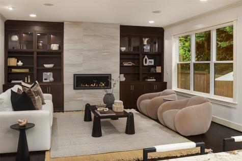 323 6th Avenue S Kirkland WA 98033