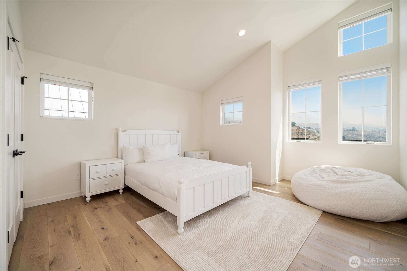 259 Bobcat Lane Chelan WA 98816