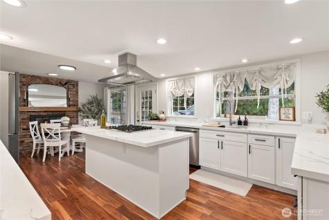 6615 Silver Springs Drive NW Gig Harbor WA 98335