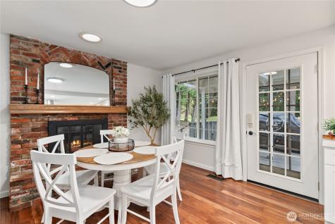 6615 Silver Springs Drive NW Gig Harbor WA 98335