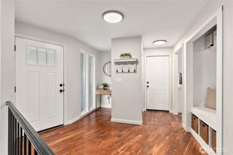 6615 Silver Springs Drive NW Gig Harbor WA 98335