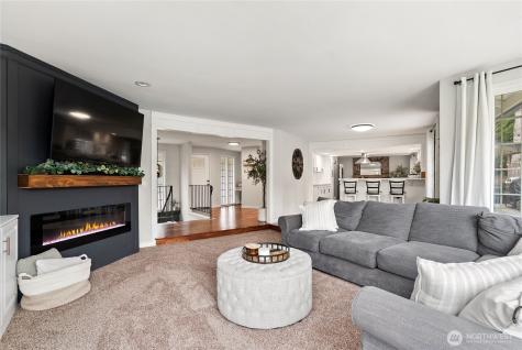 6615 Silver Springs Drive NW Gig Harbor WA 98335