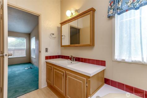 15308 122nd Avenue Ct E Puyallup WA 98374