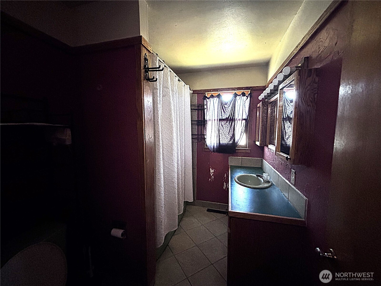 927 E Cherry Avenue Moses Lake WA 98837