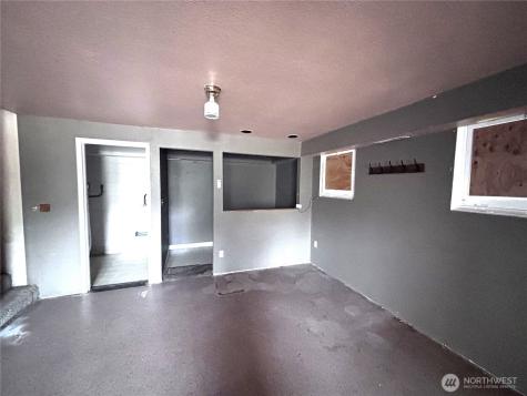 927 E Cherry Avenue Moses Lake WA 98837