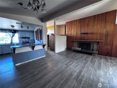 927 E Cherry Avenue Moses Lake WA 98837