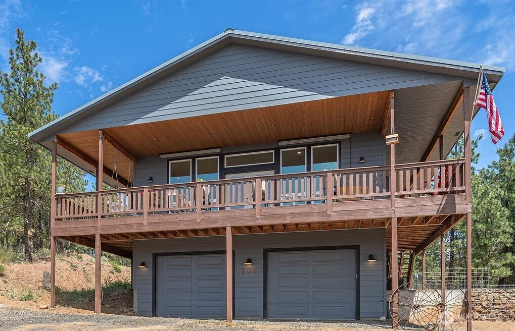 108 Hummingbird Road East Wenatchee WA 98802