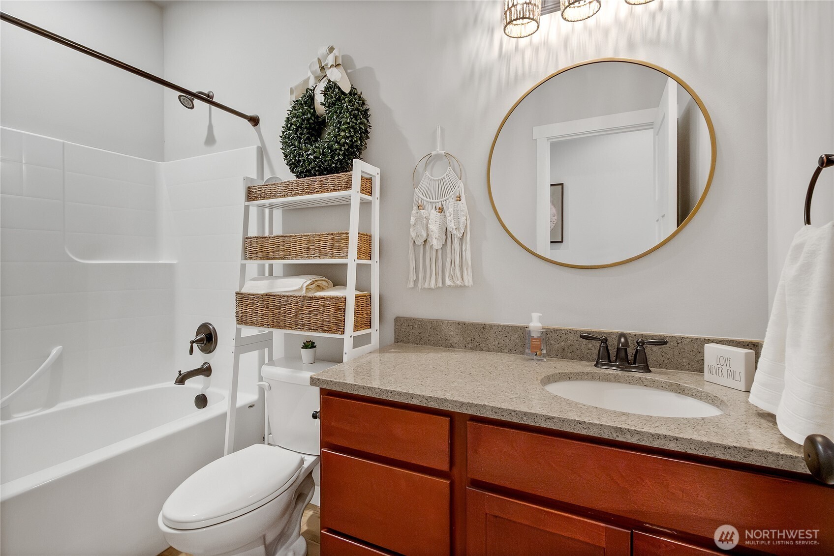 385 Bruhn Lane N Enumclaw WA 98022