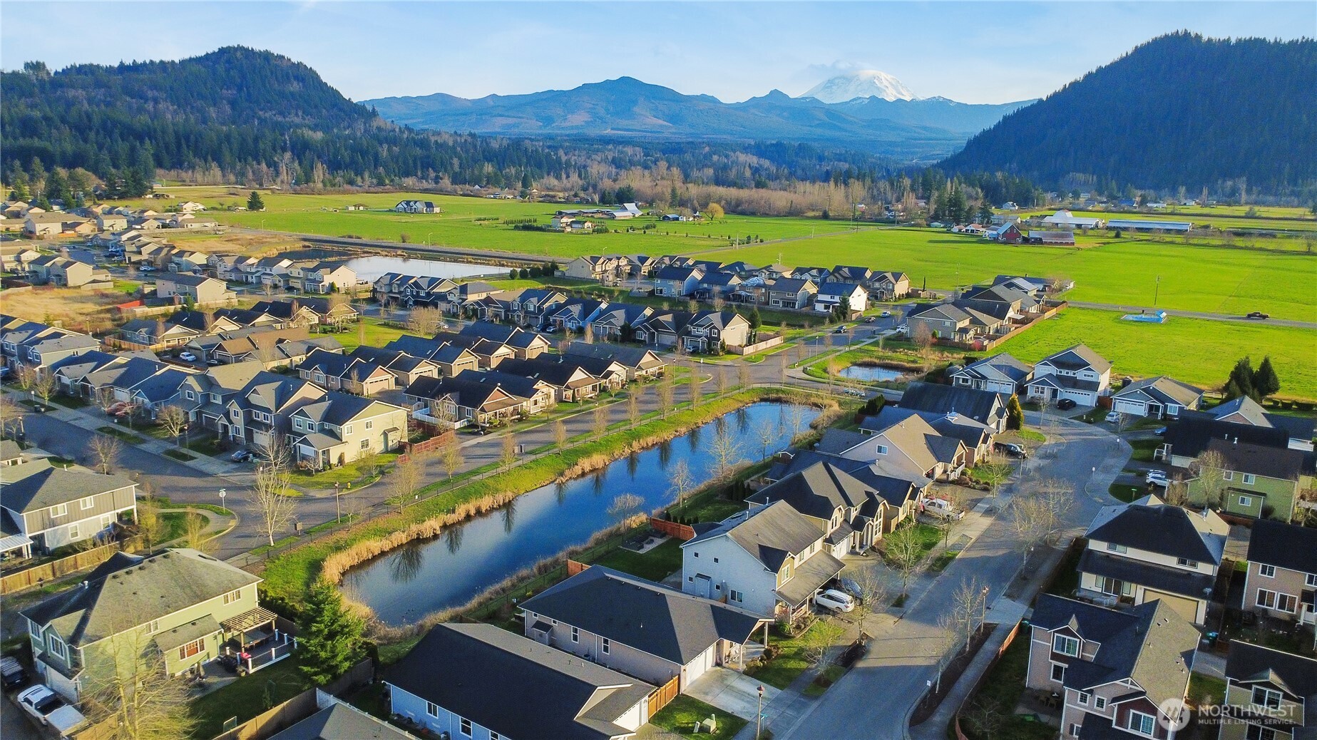 385 Bruhn Lane N Enumclaw WA 98022