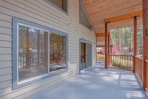 17890 North Shore Drive Leavenworth WA 98826