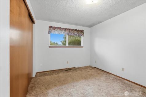 7116 105th Street E Puyallup WA 98373