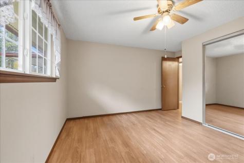 7116 105th Street E Puyallup WA 98373