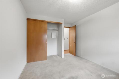 7116 105th Street E Puyallup WA 98373