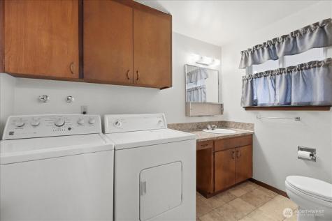 7116 105th Street E Puyallup WA 98373