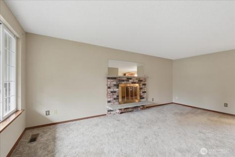 7116 105th Street E Puyallup WA 98373