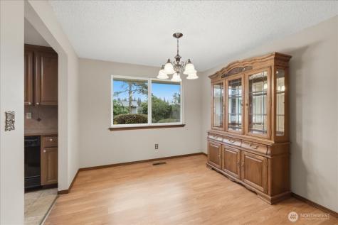 7116 105th Street E Puyallup WA 98373