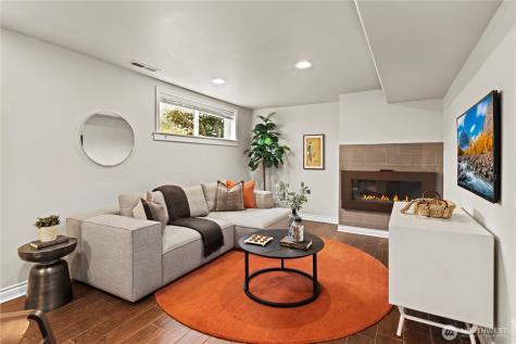 3844 30th Avenue W Seattle WA 98199