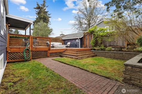 3844 30th Avenue W Seattle WA 98199