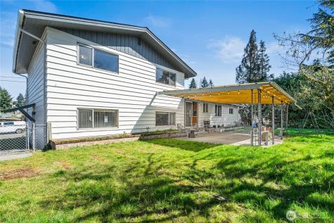 513 Harrington Avenue NE Renton WA 98056