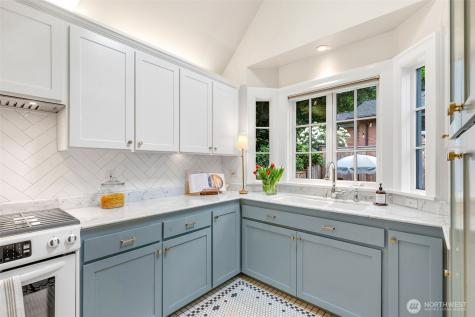 1945 Boyer Avenue E Seattle WA 98112