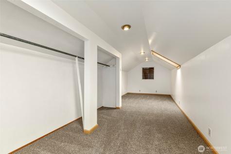 1851 NE Pacific Avenue NE Keyport WA 98345
