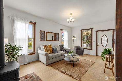 1851 NE Pacific Avenue NE Keyport WA 98345