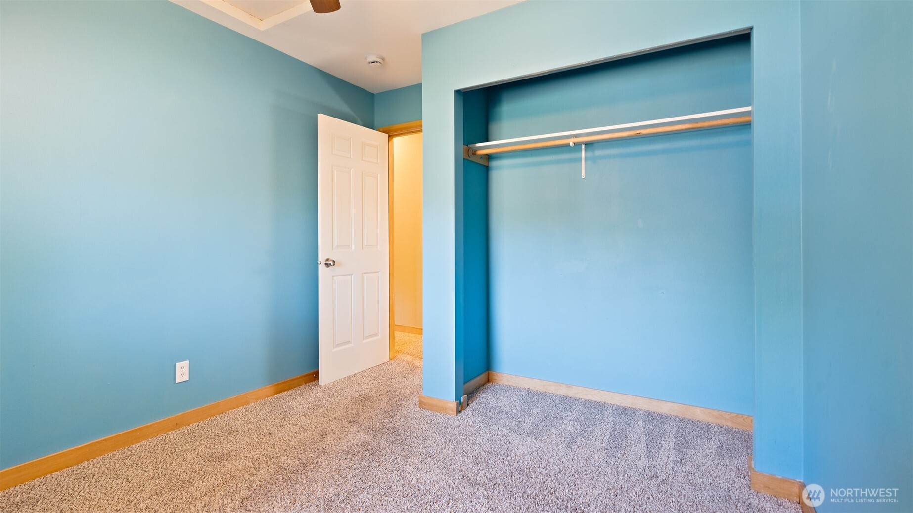 6726 NE Columbia Street Suquamish WA 98392