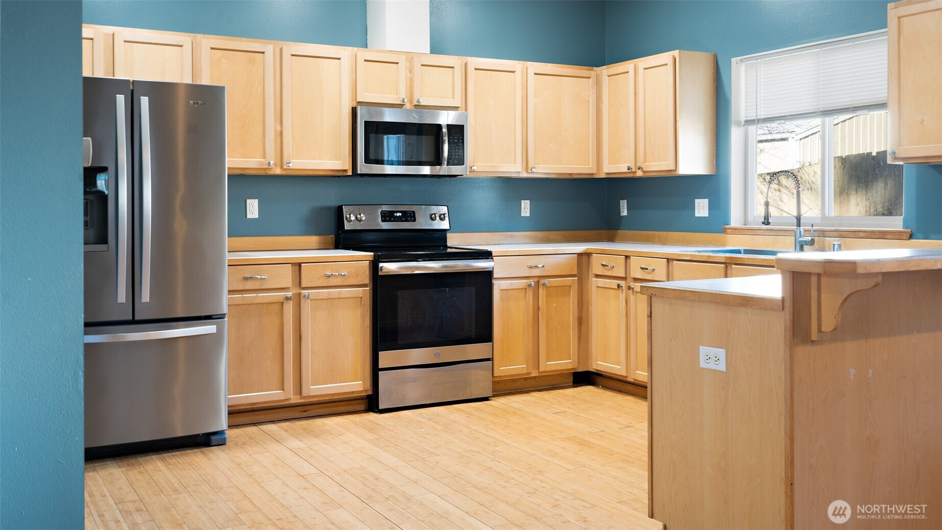 6726 NE Columbia Street Suquamish WA 98392