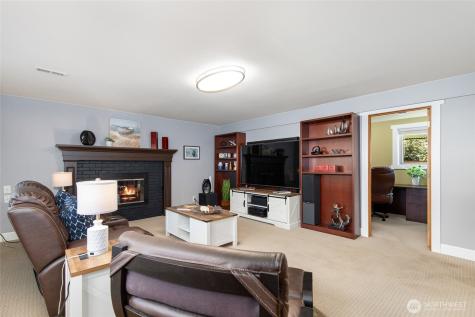 328 176th Place SW Bothell WA 98012