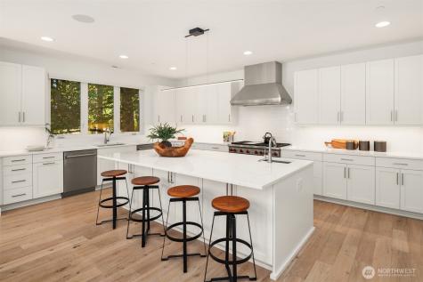 11407 NE 103rd Place Kirkland WA 98033