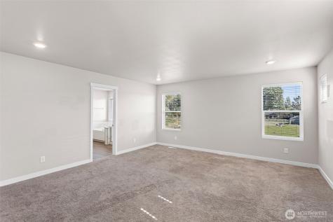 1533 27th Street NW Puyallup WA 98371