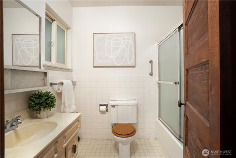 205 Brandywine Avenue Dupont WA 98327