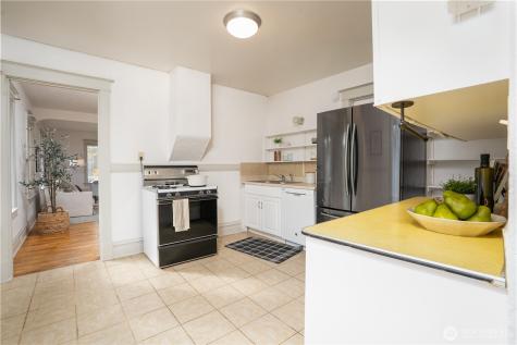 205 Brandywine Avenue Dupont WA 98327