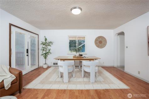 205 Brandywine Avenue Dupont WA 98327